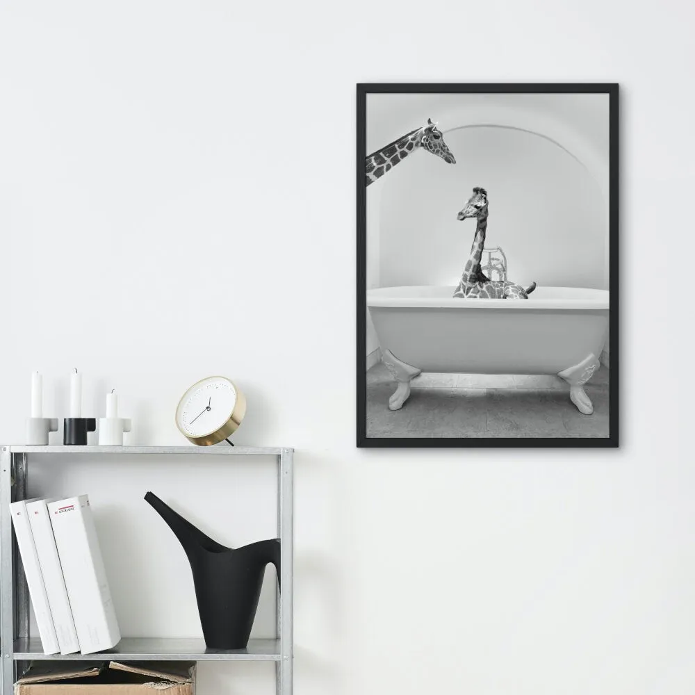 Cute Giraffe In Tub Black And White PRINTABLE WALL ART, Giraffe Photo, Bathroom Art Print, Black & White Glam Decor, Safari Animal Decor