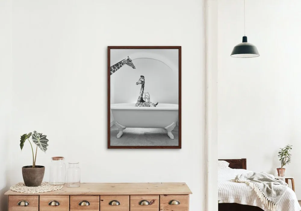 Cute Giraffe In Tub Black And White PRINTABLE WALL ART, Giraffe Photo, Bathroom Art Print, Black & White Glam Decor, Safari Animal Decor
