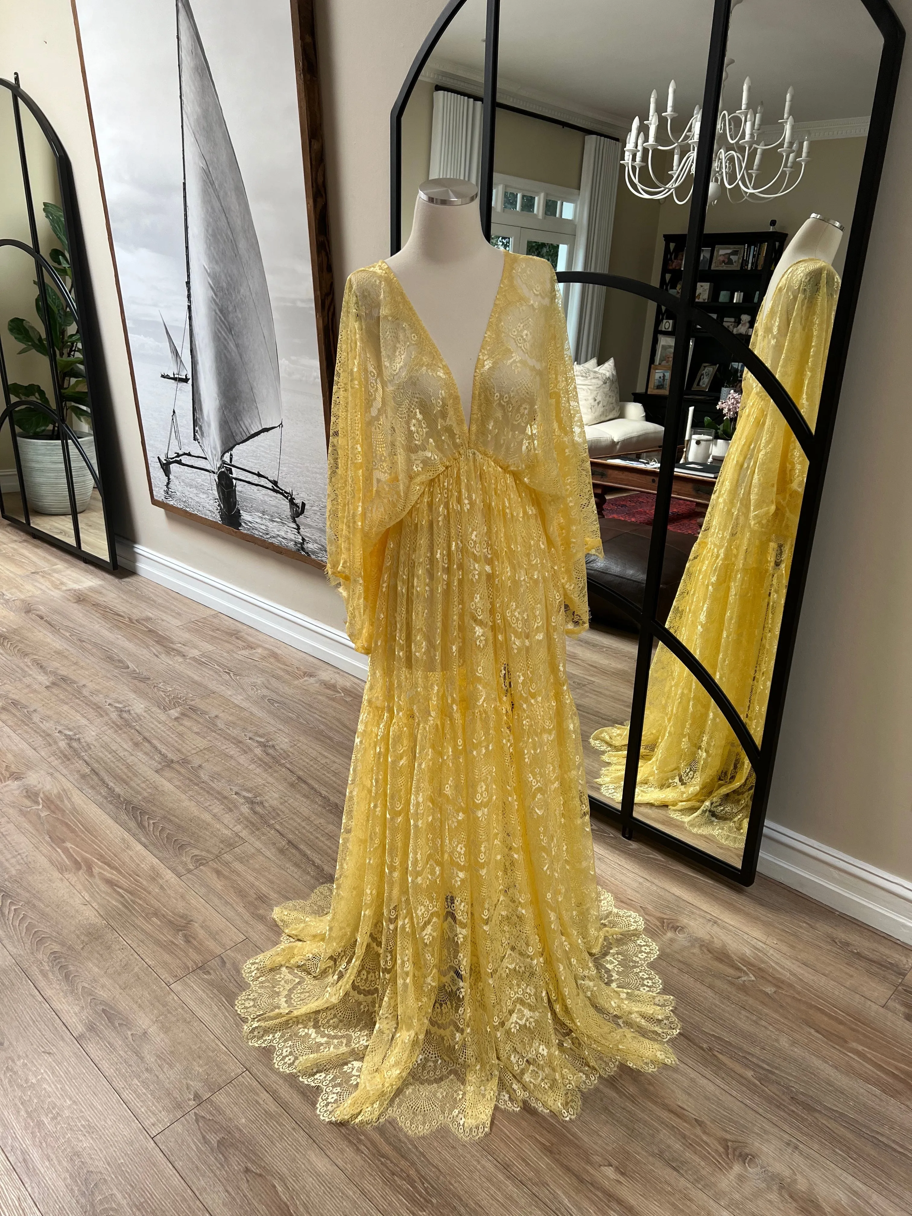 Haley (Yellow) - Rental