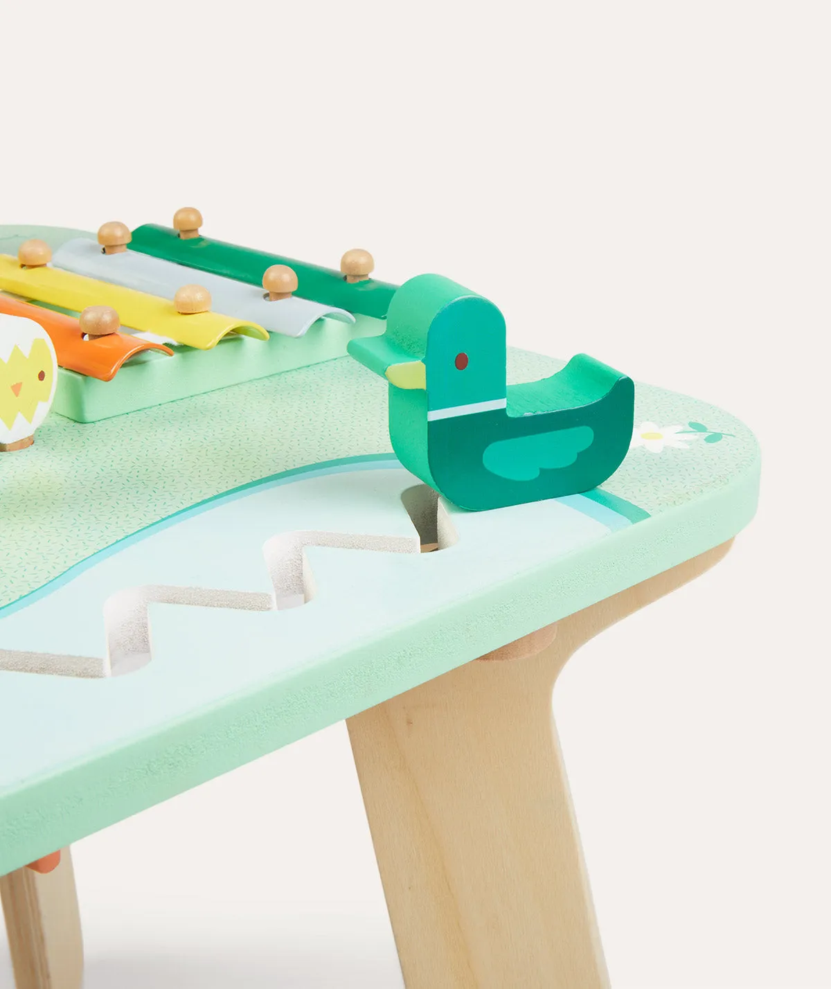 Janod Meadow Activity Table