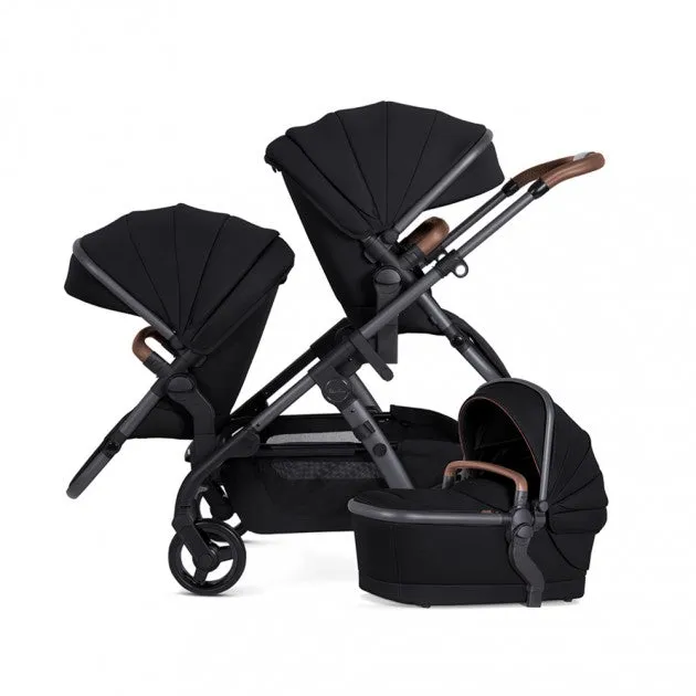 Silver Cross Wave 3 Liquorice (Pre Order mid December)