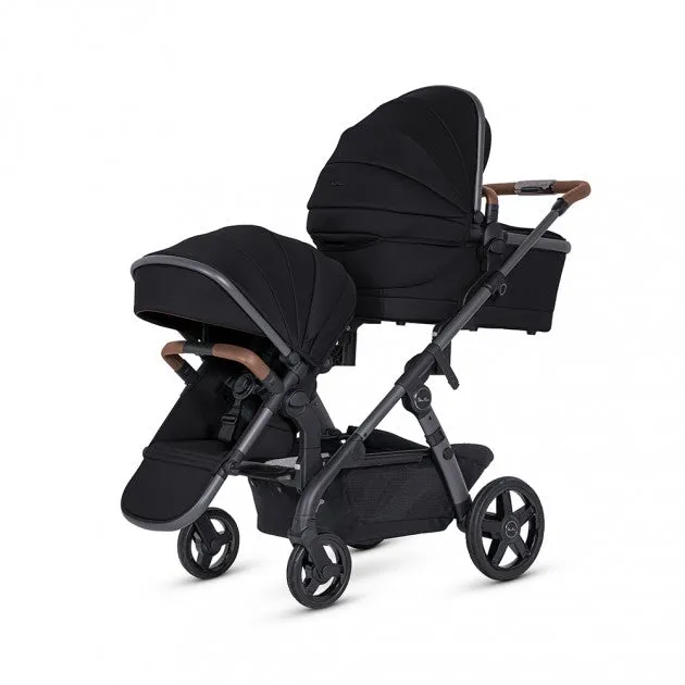 Silver Cross Wave 3 Liquorice (Pre Order mid December)